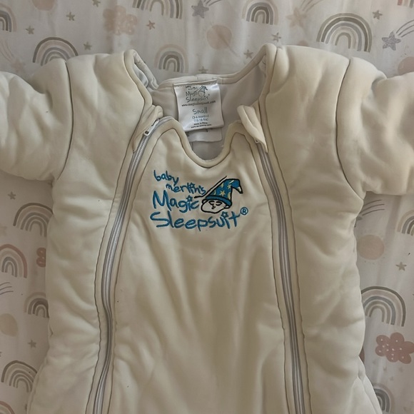 Baby Merlin’s magic sleep suit size small - Picture 2 of 3